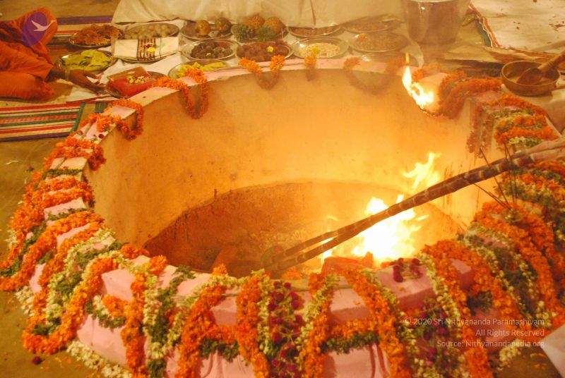 File:20090112 sapthayagam 1632 CMP WM.jpg