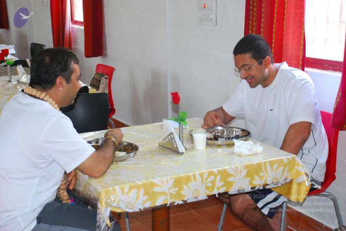 20090601 Photo 1111 1SMVI8348zlSzC6wpoOqWLHi-9cY5RNIZ.JPG