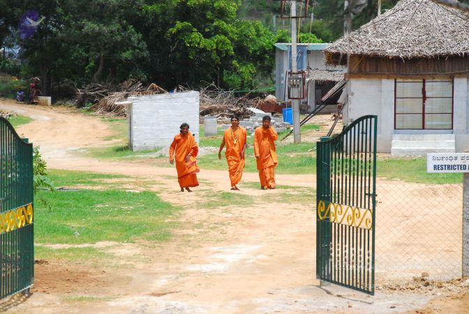 20090609 Photo 1561 1 nVs3Gcs1xcAiujmdj-1lGWM tH5a 2 .JPG