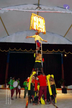 20090615 DSC 0445 CMP WM10000.jpg