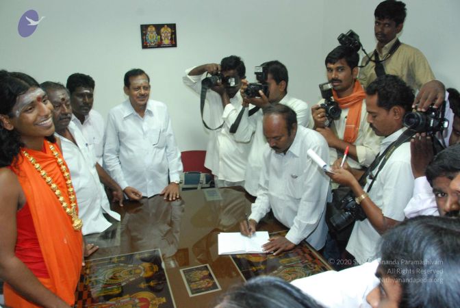 20090806 Photo 1310 1ubshjAWNtKo35gK2j839KndJYn9NkHpo.JPG