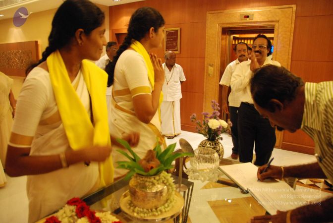 20090915 Photo 1059 1rSaUKng9dfQWTC5u6q0AU9UW K qxrU6.JPG