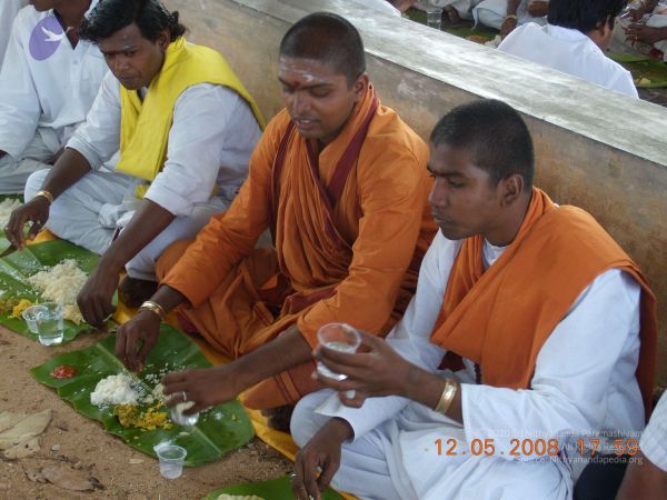 20091102 Photo 1065 1vCMFfYvOLEKi4BGY8WOrqqA-uICS10MG.JPG