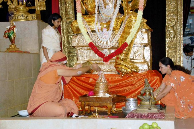20091109 20091109 09Nov2009 Maha Lakshmi Puja 200100100.jpg