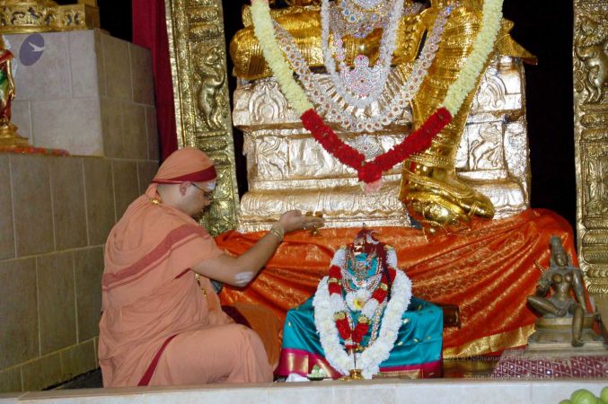 20091109 20091109 09Nov2009 Maha Lakshmi Puja 780100100.jpg