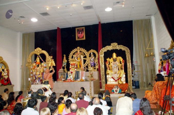 20091109 20091109 09Nov2009 Maha Lakshmi Puja 910100100.jpg