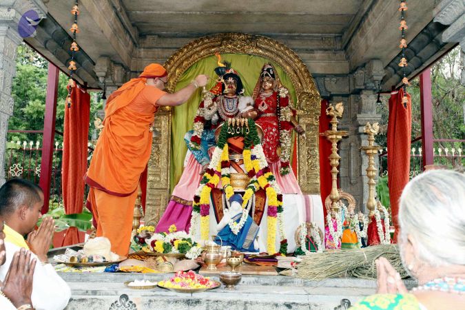 20091220IMG 4626 CMP WM001.jpg