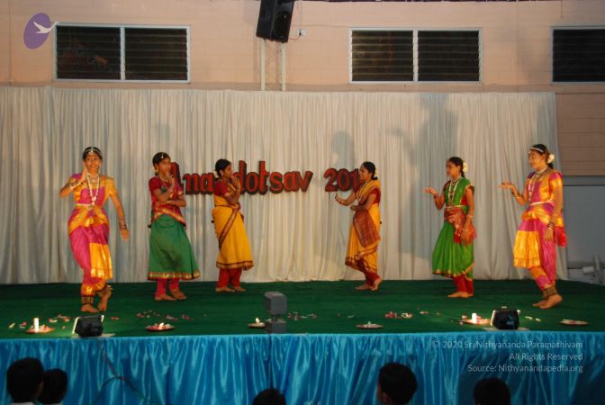 20091224 Photo 1024 1xJAC-1GHzR4XUOVoi8L5MYAQB XKCgIn.JPG