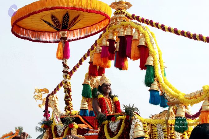 20091227IMG 9512 CMP WM00001000 Procession.jpg