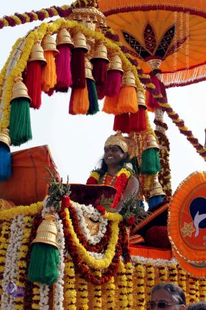 20091227IMG 9687 CMP WM00001000 Procession.jpg