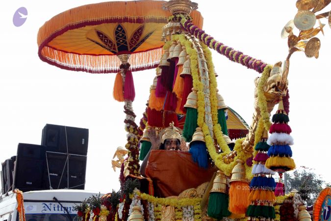 20091227IMG 9690 CMP WM00001000 Procession.jpg