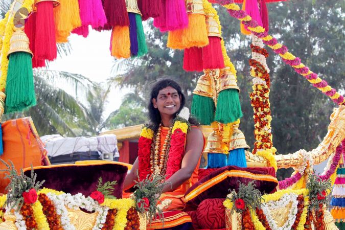 20091227IMG 9955 CMP WM00001000 Procession.jpg