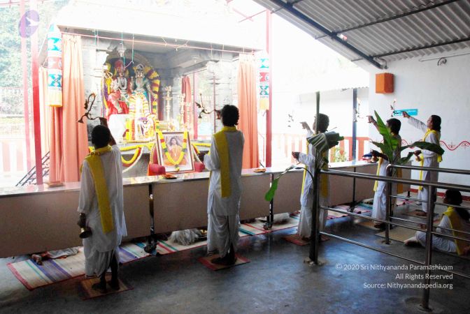 20091229DSC 7748 CMP WM00100 Procession.jpg