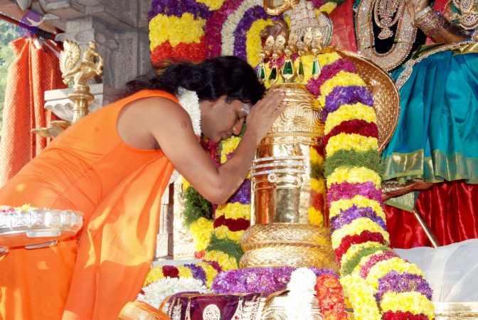 20091229DSC 7791 CMP WM00100 Procession.jpg