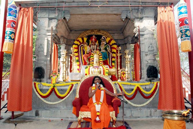 20091229DSC 7818 CMP WM00100 Procession.jpg