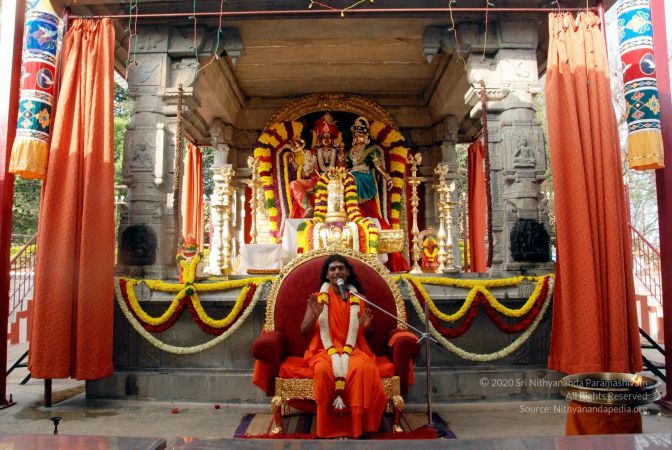 20091229DSC 7836 CMP WM00100 Procession.jpg