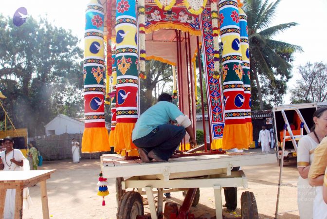 20091229DSC 7891 CMP WM00100 Procession.jpg