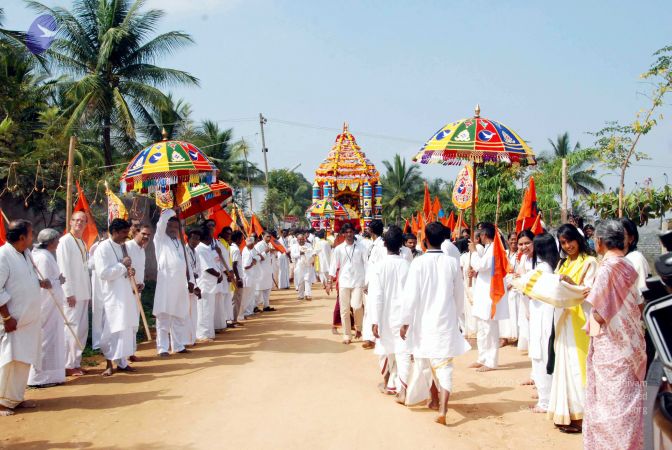 20091229DSC 7975 CMP WM00100 Procession.jpg