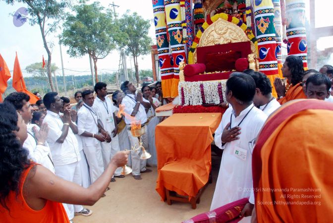 20091229DSC 7996 CMP WM00100 Procession.jpg