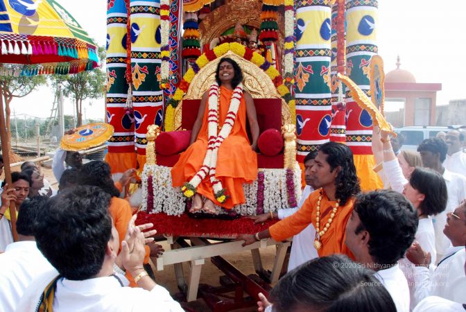 20091229DSC 8010 CMP WM00100 Procession.jpg