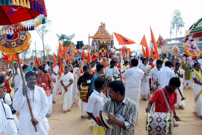 20091229DSC 8040 CMP WM00100 Procession.jpg