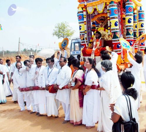 20091229DSC 8083 CMP WM00100 Procession.jpg