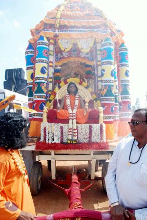 20091229DSC 8131 CMP WM00100 Procession.jpg