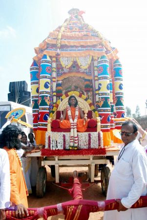 20091229DSC 8136 CMP WM00100 Procession.jpg