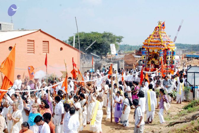 20091229DSC 8194 CMP WM00100 Procession.jpg