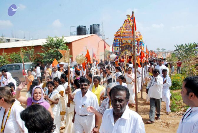 20091229DSC 8202 CMP WM00100 Procession.jpg