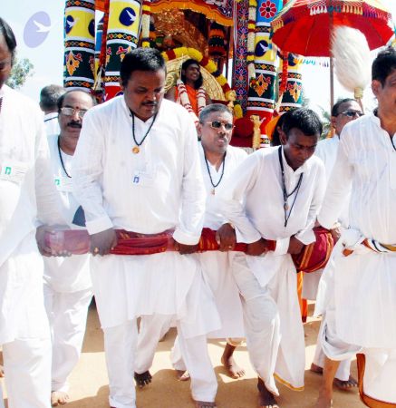 20091229DSC 8268 CMP WM00100 Procession.jpg