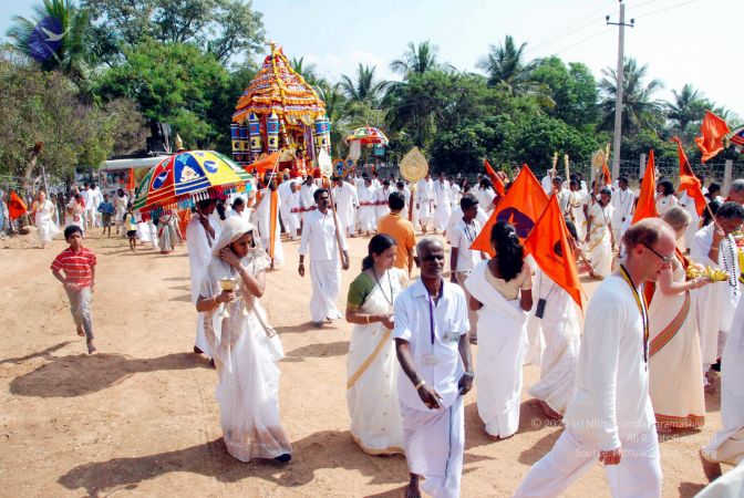 20091229DSC 8285 CMP WM00100 Procession.jpg