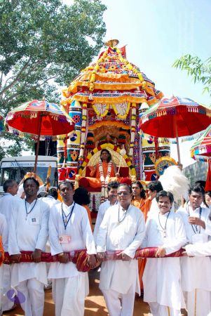 20091229DSC 8386 CMP WM00100 Procession.jpg