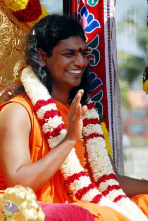 20091229DSC 8453 CMP WM00100 Procession.jpg