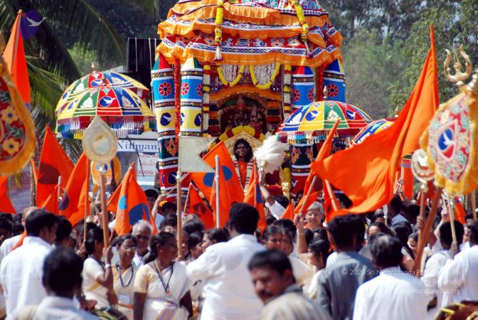 20091229DSC 8502 CMP WM00100 Procession.jpg