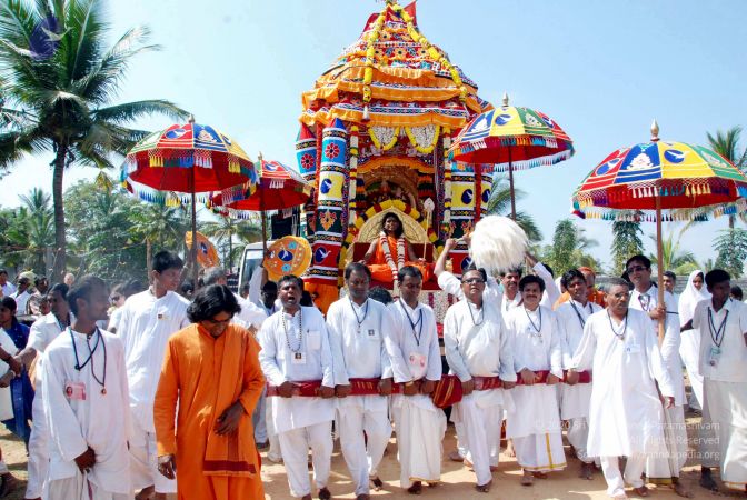 20091229DSC 8538 CMP WM00100 Procession.jpg