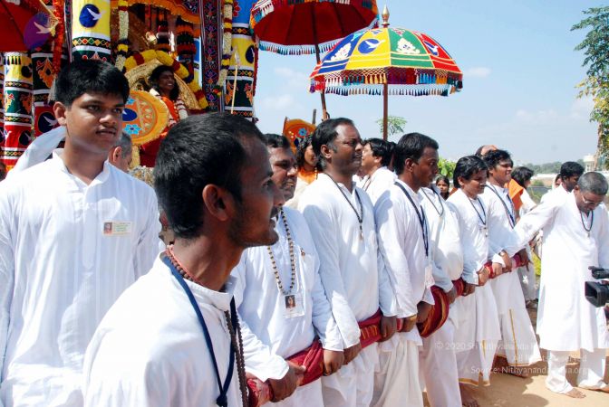 20091229DSC 8542 CMP WM00100 Procession.jpg