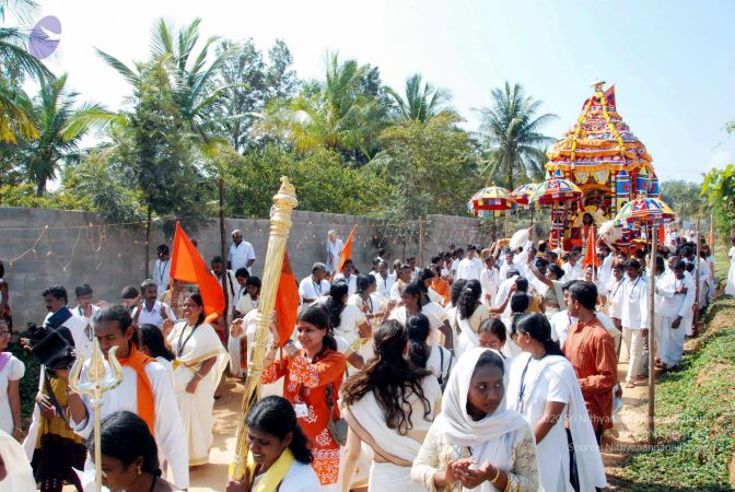 20091229DSC 8551 CMP WM00100 Procession.jpg