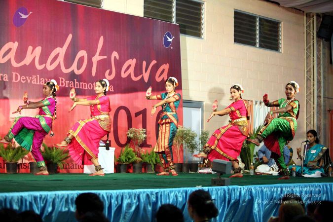 20091229IMG 1143 CMP WM01.jpg