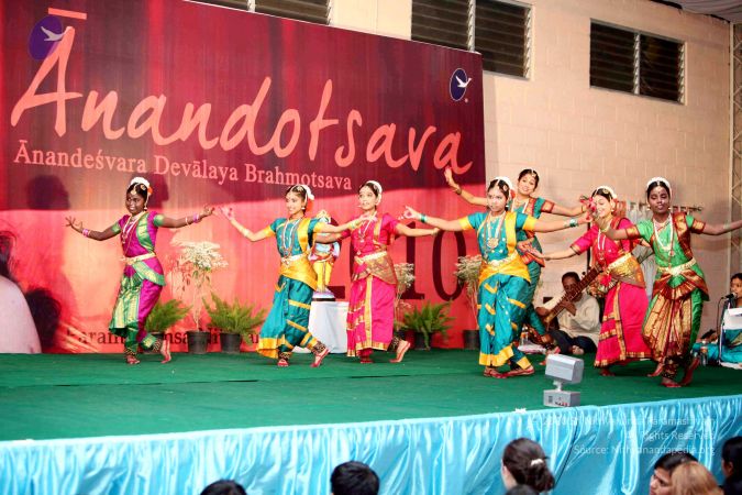 20091229IMG 1215 CMP WM01.jpg