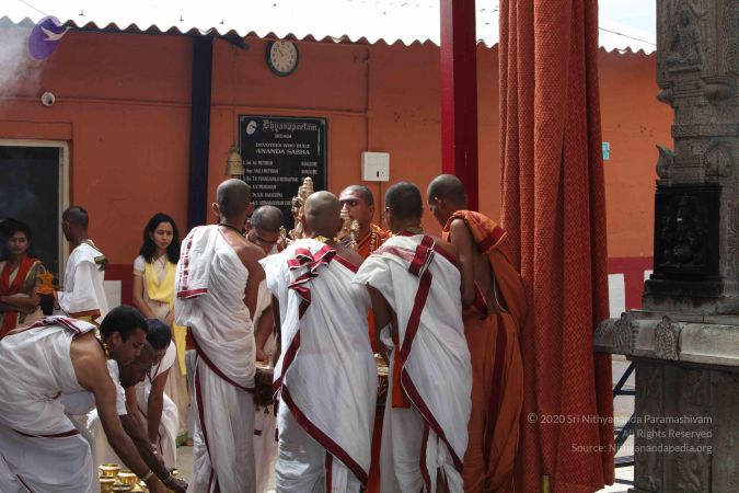 20101112 Photo 2004 1EJkYZKb5WiVhA3j2Sl1ktKmM5xqJadCb.JPG