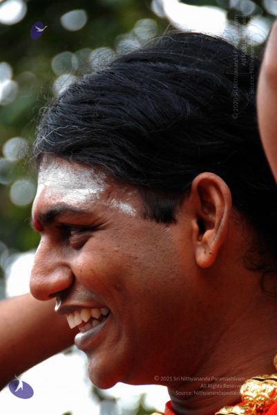 File:2010 PhotoAbum more 5973 CMP WM.jpg