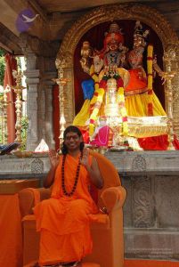 2010 PhotoAlbum Photo 150 195sj7YufXgz-7KXd5Y0OMR5aDR9oq n-.jpg