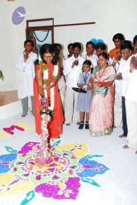 2010 PhotoAlbum Photo 881 1uAYCTxQ gIg0MDGfl10Zt9tPl2aZrF-A.jpg