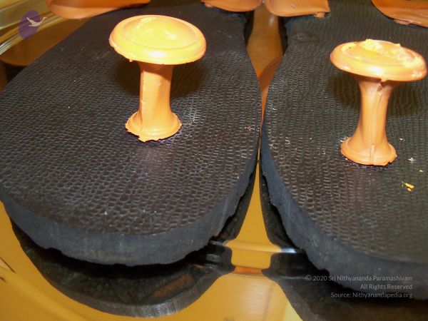 20110417 Kumkum Appearance Closeup Picture 170411 CMP WM.jpg