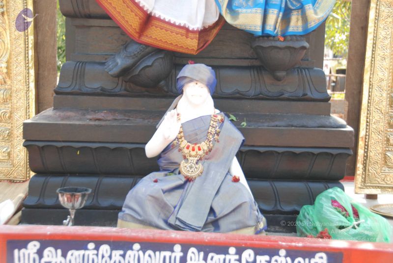 File:20110417 Photo 1000 1Lus uFqYwt1 26BgaM4L U3fKUfUVtjo.JPG