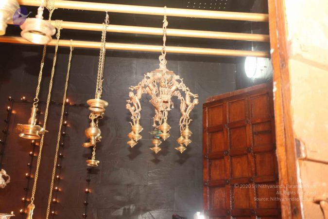 20111216 Photo 1093 1trQsUVyeF8q7TgjFLPoDyyw4qZkir2AZ.JPG