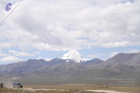 2011 glimpses kailashyatra 9749 CMP WM.jpg