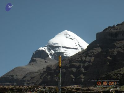 2011 glimpses kailashyatra N1387 CMP WM.jpg
