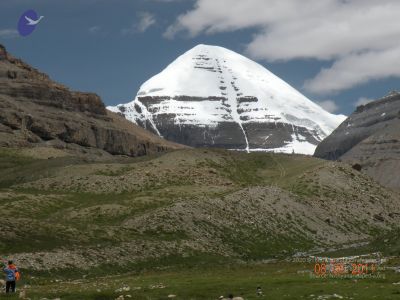 2011 glimpses kailashyatra N1401 CMP WM.jpg